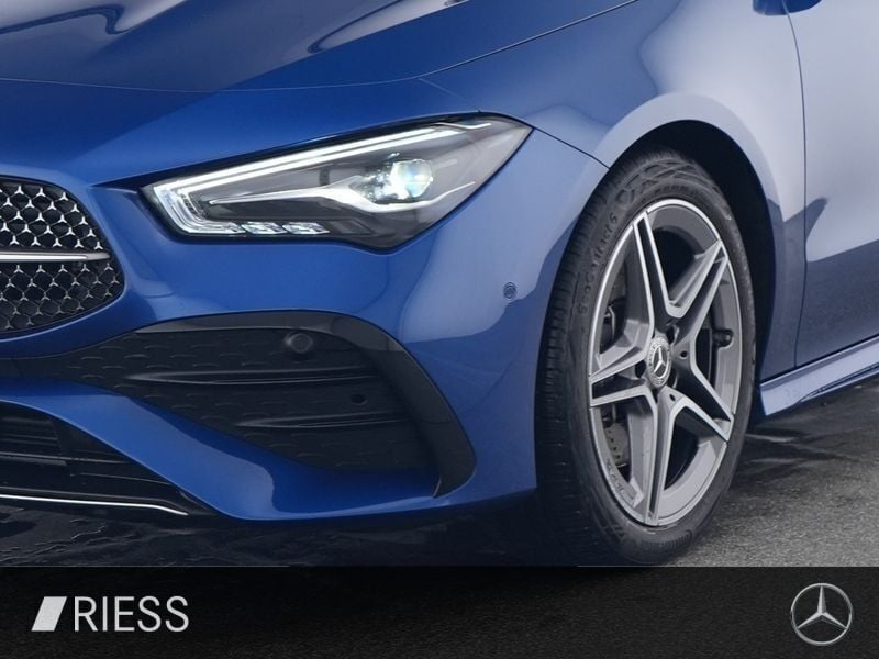 Gebraucht Mercedes CLA220 Premium 190 PS (139 kW) 2024 Blau Limousine