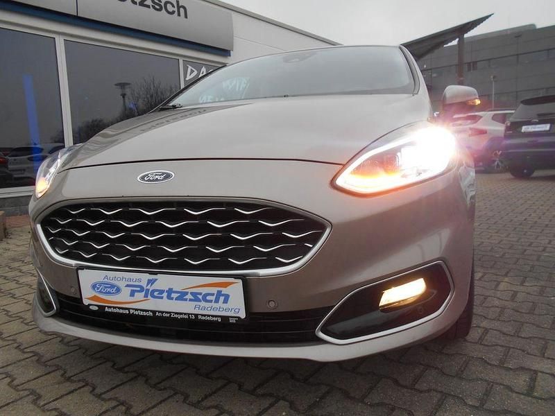 Gebraucht Ford Fiesta Vignale 101 PS (74 kW) 2018 Beige Kleinwagen