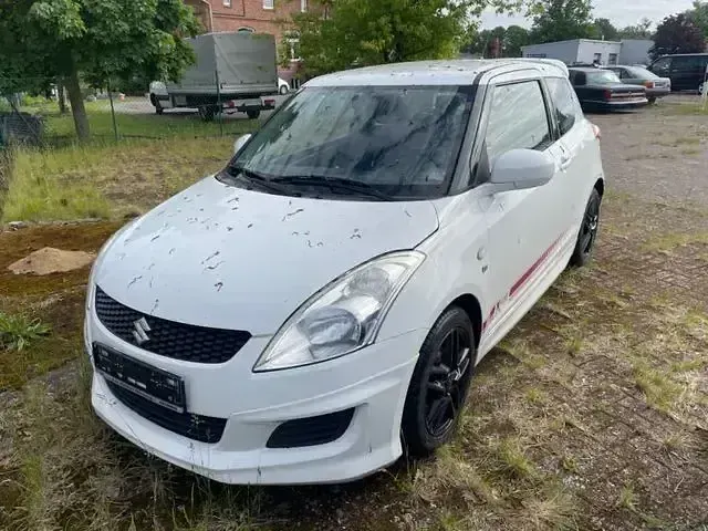 Usata Suzuki Swift Basic 94 CV (69 kW) 2021 Bianco Utilitaria