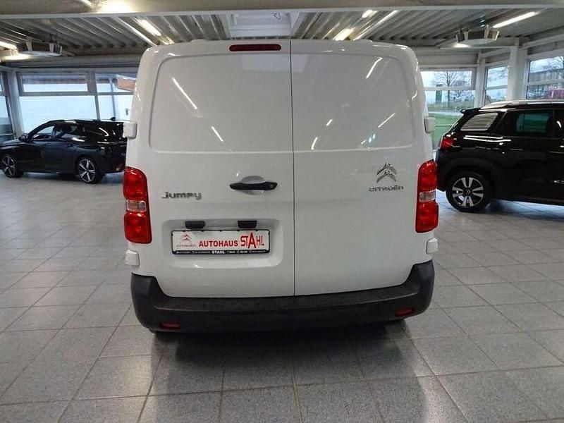 Gebraucht Citroën Jumpy 120 PS (88 kW) 2023 Weiß Van / Kleinbus