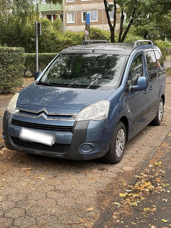 Gebraucht Citroën Berlingo 98 PS (72 kW) 2011 Blau Van / Kleinbus