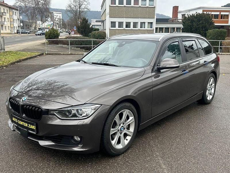 Gebraucht BMW 330 258 PS (189 kW) 2014 Grau Kombi