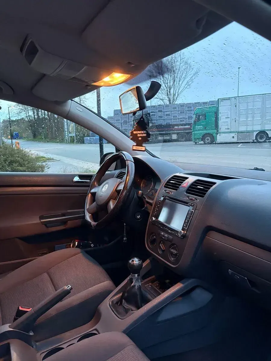 Używany VW Golf R 75 KM (55 kW) 2005 Czarny Coupe