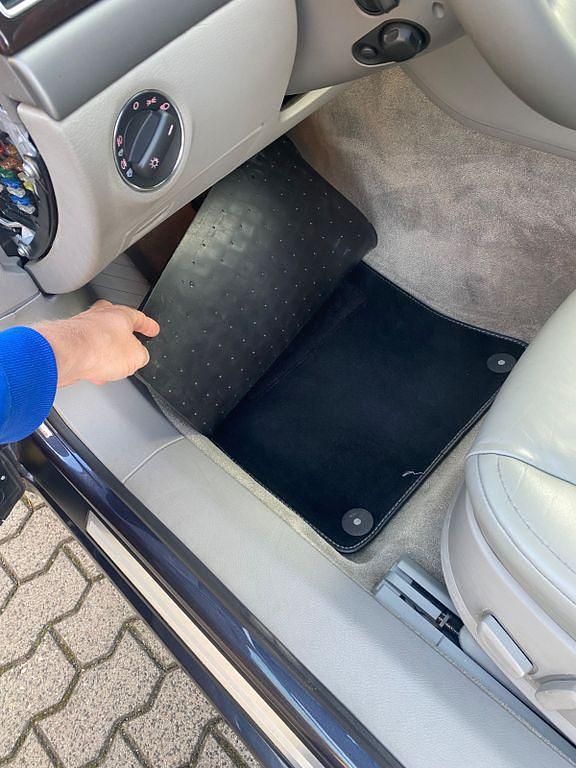 Gebraucht Audi A8 334 PS (245 kW) 2003 Blau Limousine