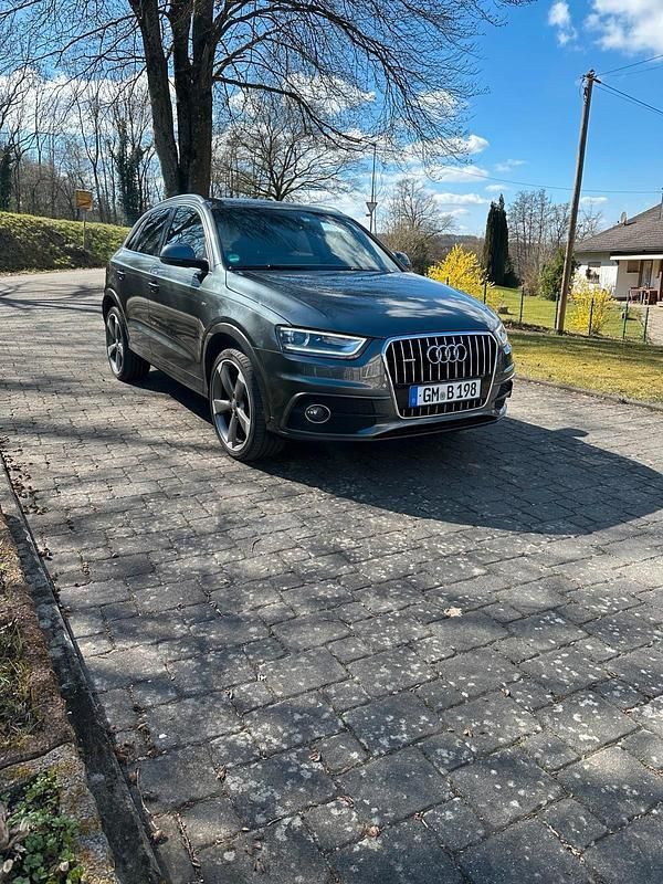 Grau Gebraucht 2014 Audi Q3 S-Line SUV | 14.500 € (Fairer Preis) - Bild 1/4