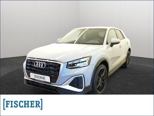 Neu Audi Q2 S-Line 150 PS (110 kW) 2025 Grau SUV