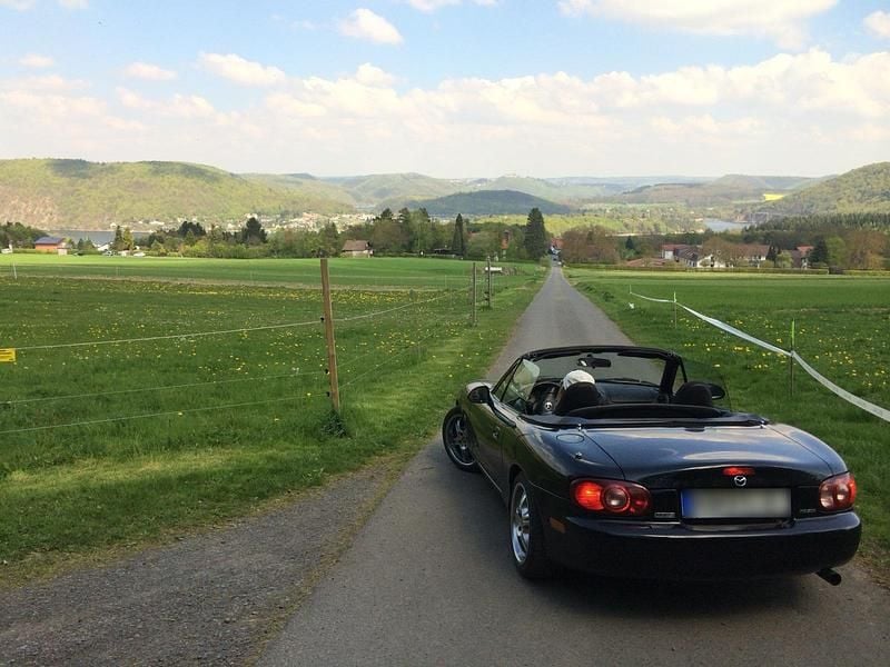 Gebraucht Mazda MX5 110 PS (80 kW) 2001 Schwarz Cabrio
