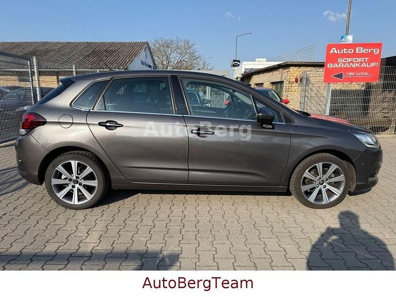 Gebraucht Citroën C4 SELECTION 131 PS (96 kW) 2018 Grau Limousine