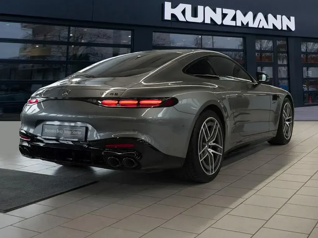 Gebraucht Mercedes AMG GT 43 AMG 421 PS (309 kW) 2025 Grau Coupé