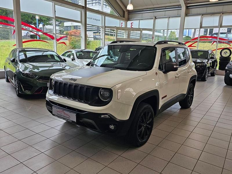 Weiß Gebraucht 2019 Jeep Renegade Trailhawk SUV | 20.950 € (Fairer Preis) - Bild 1/4