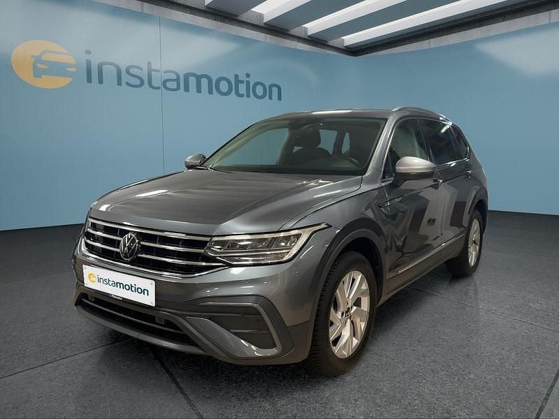 Grau Gebraucht 2024 VW Tiguan SUV | 38.399 € (Fairer Preis) - Bild 1/4