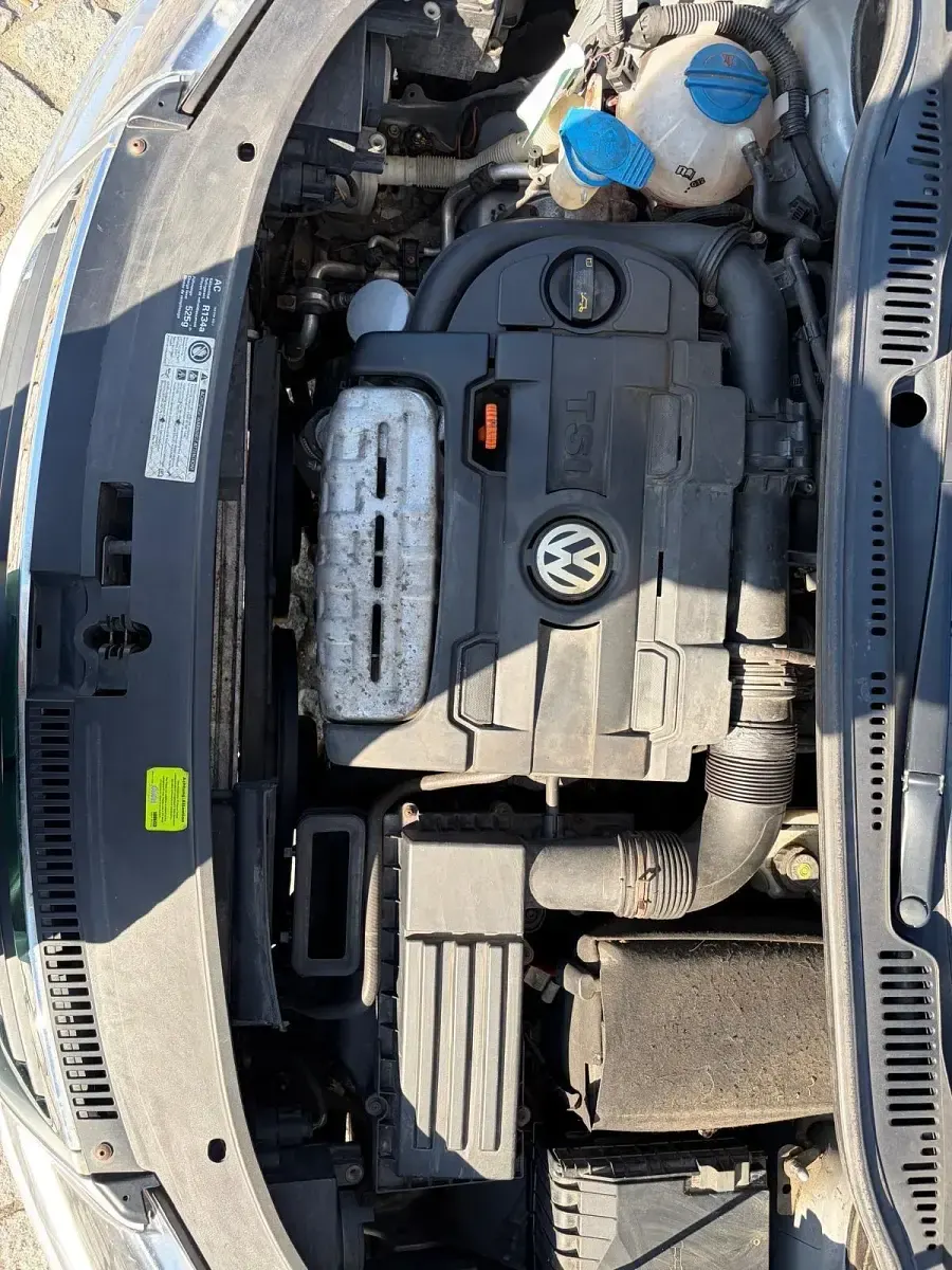 Gebraucht VW Touran 140 PS (102 kW) 2010 Silber Van / Kleinbus