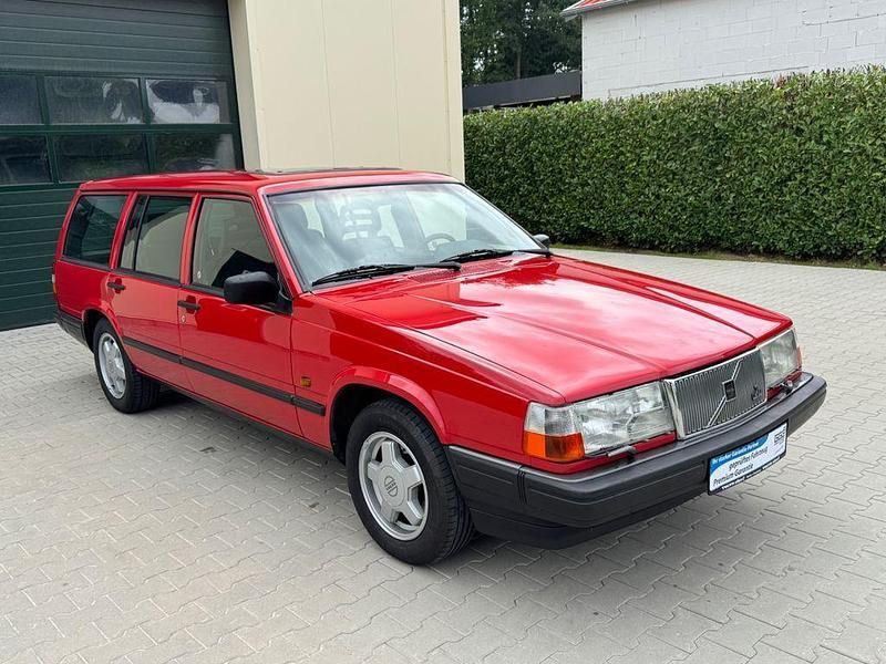 Rot Gebraucht 1991 Volvo 940 Limousine | 8.290 € - Bild 1/4