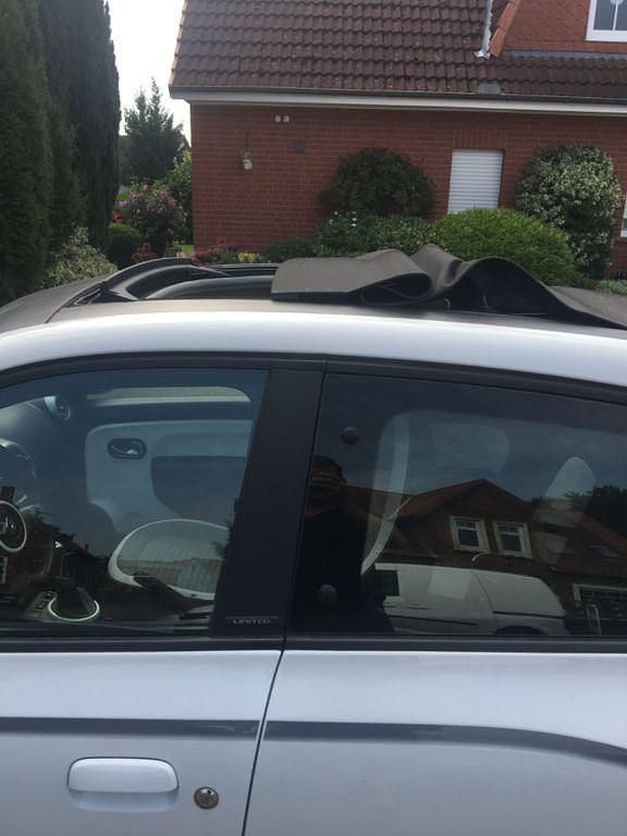 Weiß Gebraucht 2019 Renault Twingo LIMITED Kleinwagen | 8.000 € (Guter Preis) - Bild 1/4