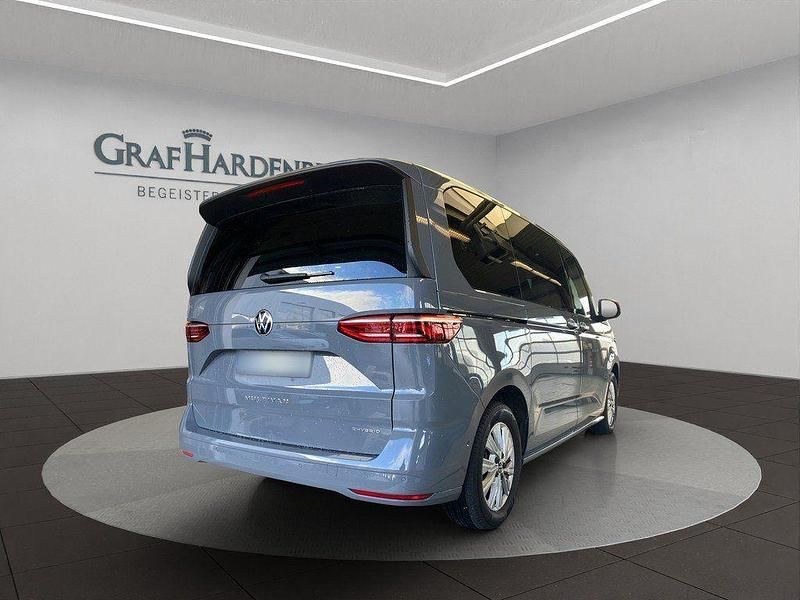 Gebraucht VW Multivan Life 218 PS (160 kW) 2022 Grau Van
