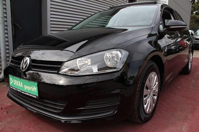 Gebraucht VW Golf VII Trendline 86 PS (63 kW) 2015 Schwarz Limousine