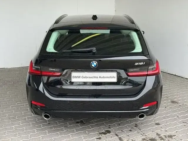 Gebraucht BMW 318 156 PS (114 kW) 2023 Kombi