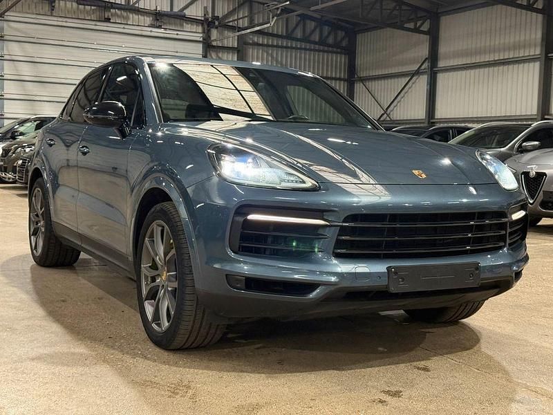 Blau Gebraucht 2018 Porsche Cayenne SUV | 43.900 € (Fairer Preis) - Bild 1/4