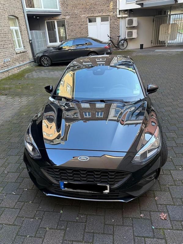 Usata Ford Focus ST-Line 125 CV (91 kW) 2019 Nero Berlina