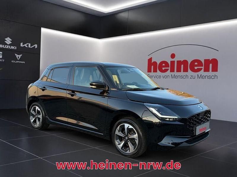 Gebraucht Suzuki Swift Comfort+ 83 PS (61 kW) 2024 Schwarz Kleinwagen