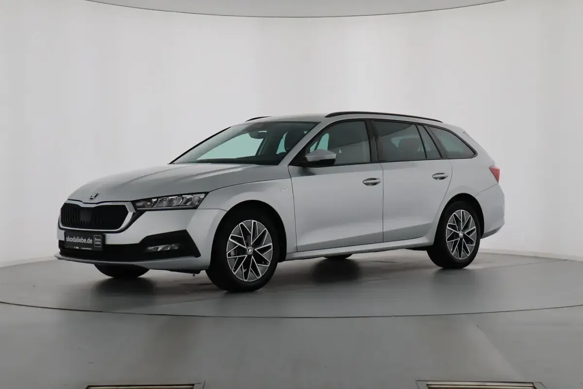 Usata Skoda Octavia Ambition 116 CV (85 kW) 2023 Argento Station wagon
