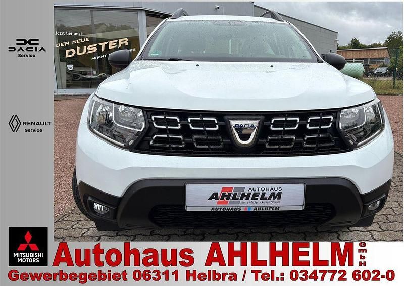 Weiß Gebraucht 2021 Dacia Duster Comfort SUV | 15.490 € (Superpreis) - Bild 1/4