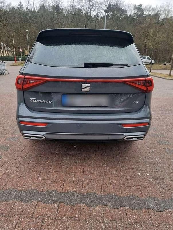 Gebraucht Seat Tarraco FR 150 PS (110 kW) 2023 Grau SUV