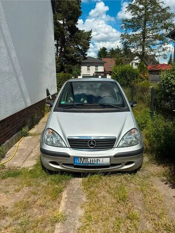 Gebraucht Mercedes A140 Classic 82 PS (60 kW) 2003 Silber Limousine