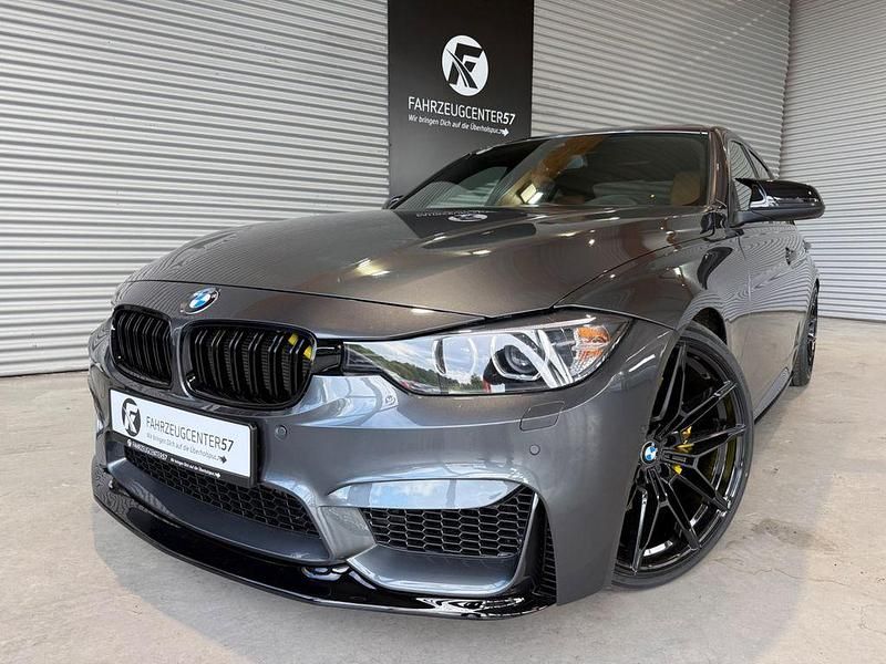 Grau Gebraucht 2014 BMW 335 Performance Limousine | 28.900 € (Teuer) - Bild 1/4
