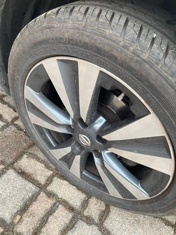 Gebraucht Nissan Pulsar Tekna 116 PS (85 kW) 2014 Grau Kleinwagen