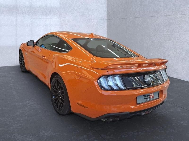 Gebraucht Ford Mustang GT Fastback 449 PS (330 kW) 2022 Twister orange (metallic) Coupé