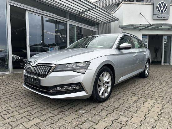 Silber Gebraucht 2020 Skoda Superb Style Kombi | 21.480 € (Guter Preis) - Bild 1/4