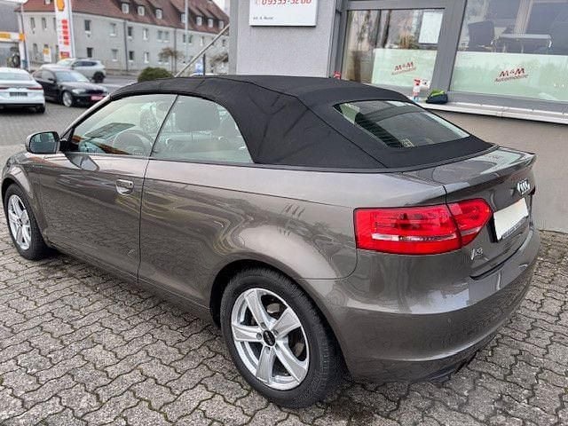 Gebraucht Audi A3 Cabriolet Ambition 125 PS (91 kW) 2011 Grau Cabrio