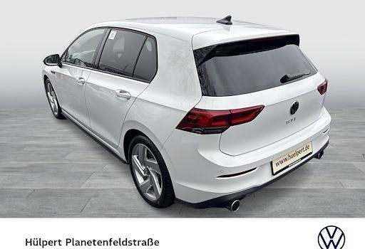 Gebraucht VW Golf VIII GTI 245 PS (180 kW) 2024 Weiß Limousine
