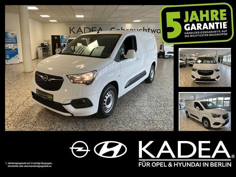 Jade weiss/arktis weiss Gebraucht 2021 Opel Combo Edition Van / Kleinbus | 18.450 € (Guter Preis) - Bild 1/4