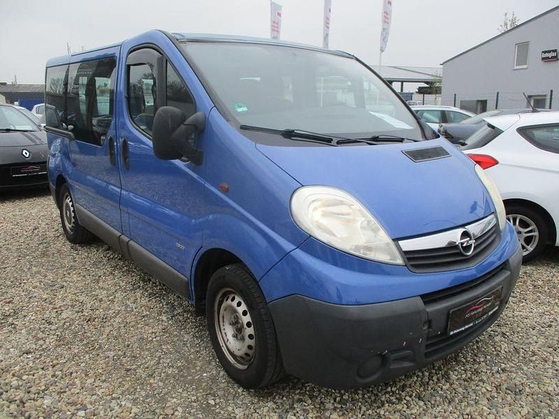 Gebraucht Opel Vivaro 114 PS (83 kW) 2009 Blau Van / Kleinbus