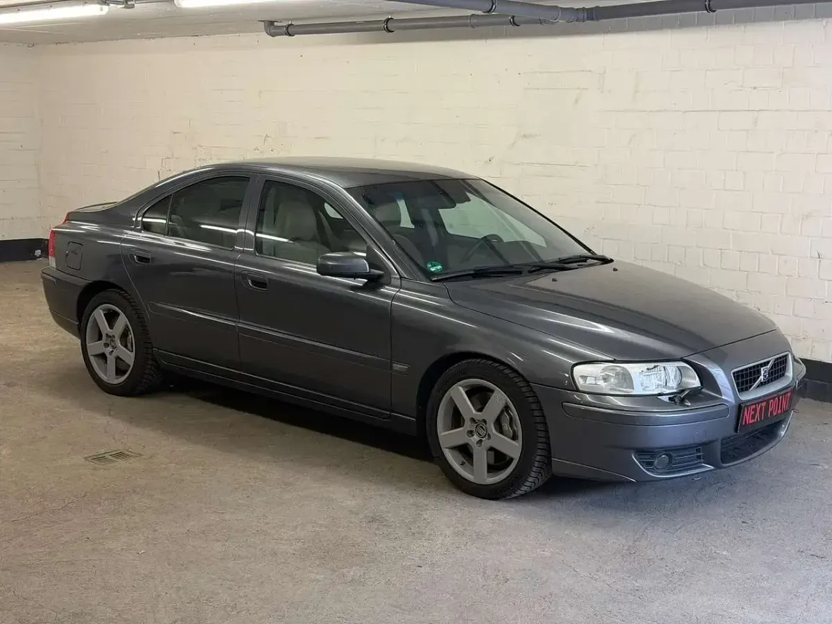 Gebraucht Volvo S60 299 PS (219 kW) 2005 Grau Limousine