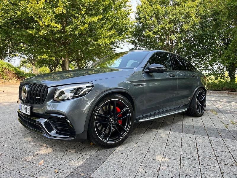 Grau Gebraucht 2019 Mercedes GLC63 AMG AMG Coupé | 52.500 € (Superpreis) - Bild 1/4