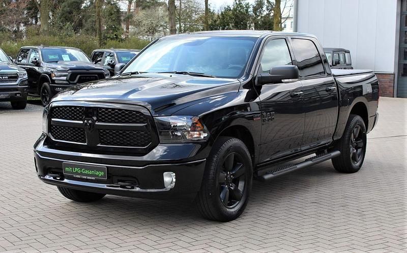 Neu Dodge Ram 401 PS (294 kW) 2025 Schwarz Pickup