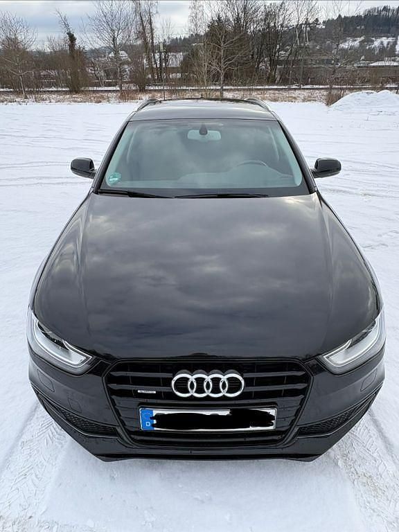 Gebraucht Audi A4 Attraction 190 PS (139 kW) 2015 Schwarz Kombi