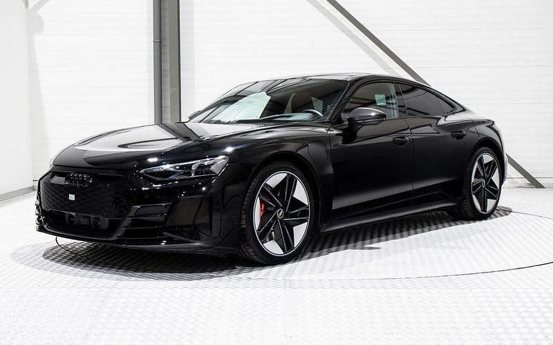 Schwarz Neu 2025 Audi RS e-tron GT Sport Limousine | 99.500 € - Bild 1/4