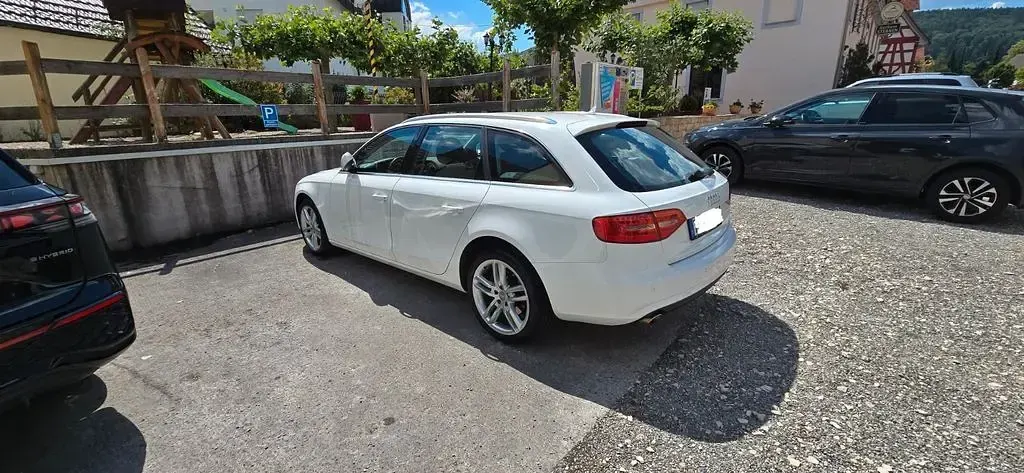 Gebraucht Audi A4 Sport 245 PS (180 kW) 2012 Weiß Kombi