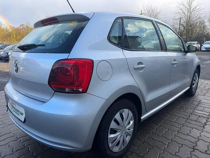 Gebraucht VW Polo Trendline 60 PS (44 kW) 2012 Silber Kleinwagen