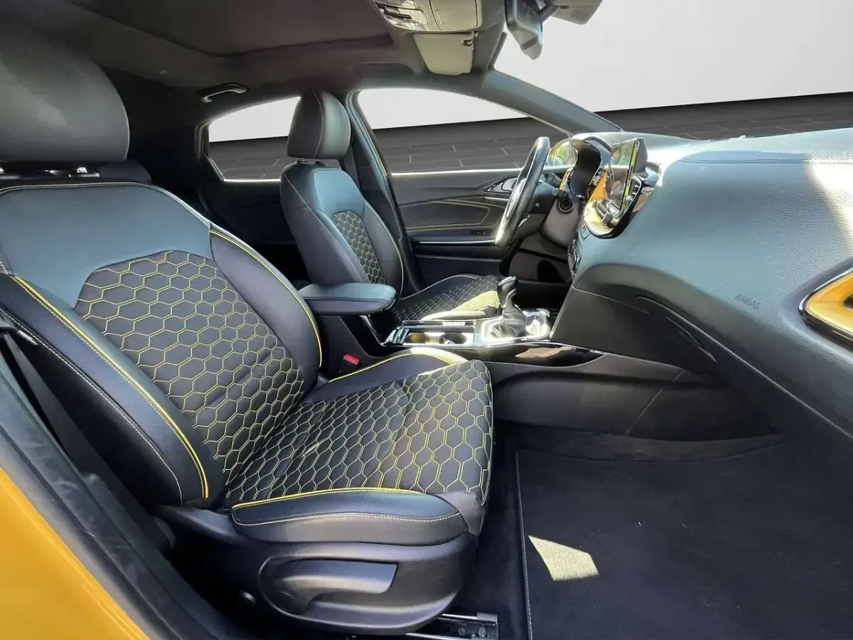 Gebraucht Kia XCeed Launch Edition 140 PS (102 kW) 2020 Gelb SUV