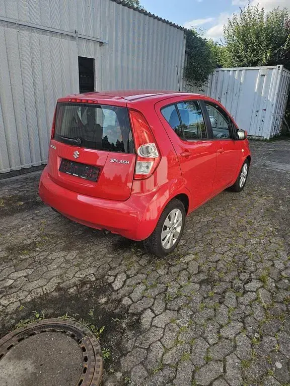 Gebraucht Suzuki Splash Comfort 86 PS (63 kW) 2009 Rot Kleinwagen