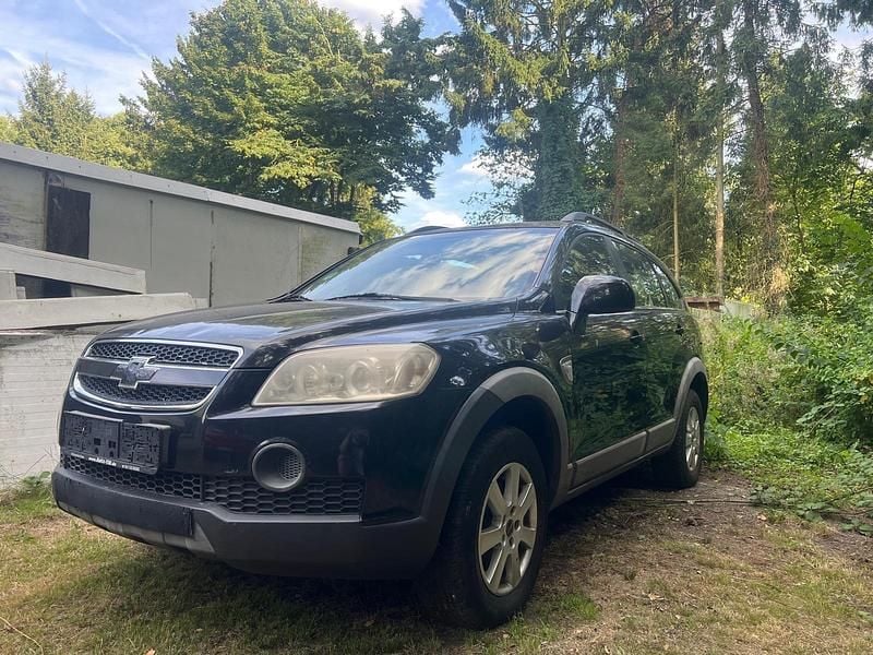 Schwarz Gebraucht 2006 Chevrolet Captiva SUV | 1.500 € (Superpreis) - Bild 1/4