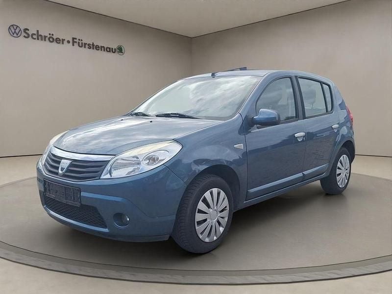Blau Gebraucht 2009 Dacia Sandero Lauréate Kleinwagen | 1.500 € (Superpreis) - Bild 1/4