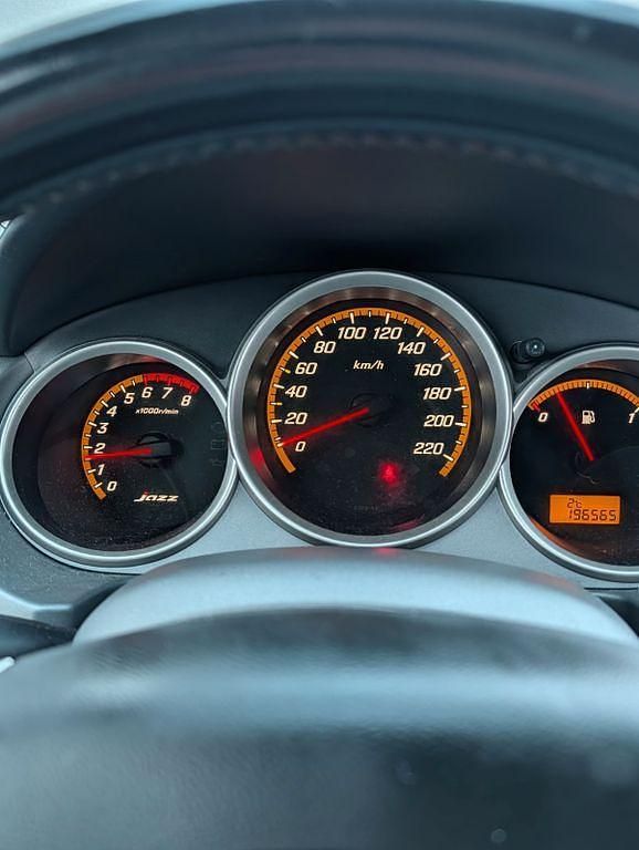 Gebraucht Honda Jazz 83 PS (61 kW) 2005 Blau Kleinwagen