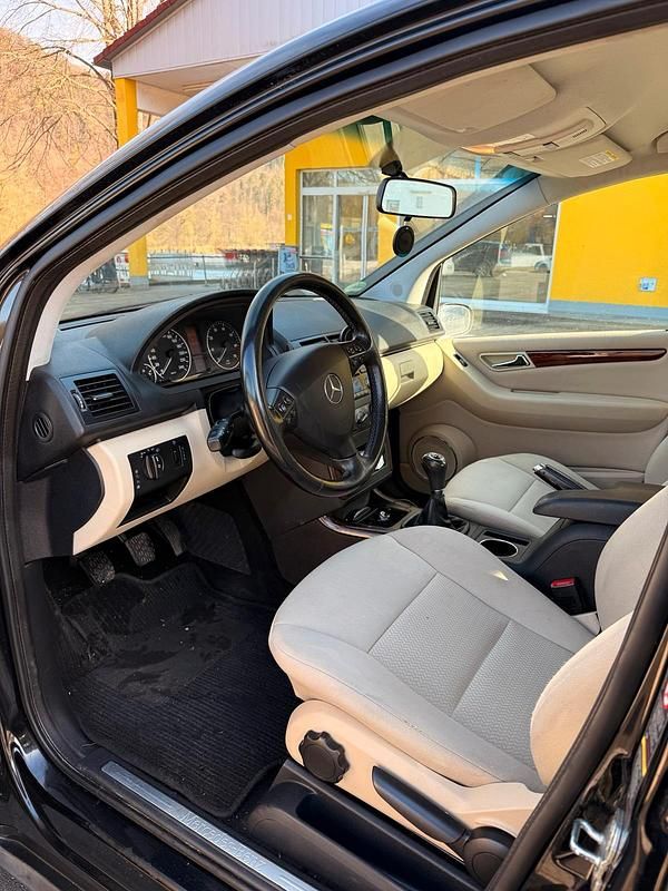 Gebraucht Mercedes A150 87 PS (63 kW) 2005 Schwarz Kleinwagen