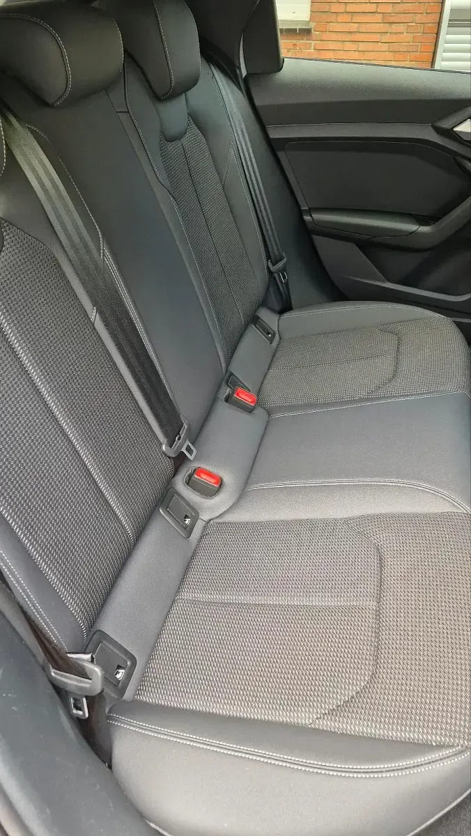 Gebraucht Audi A1 150 PS (110 kW) 2023 Grau SUV